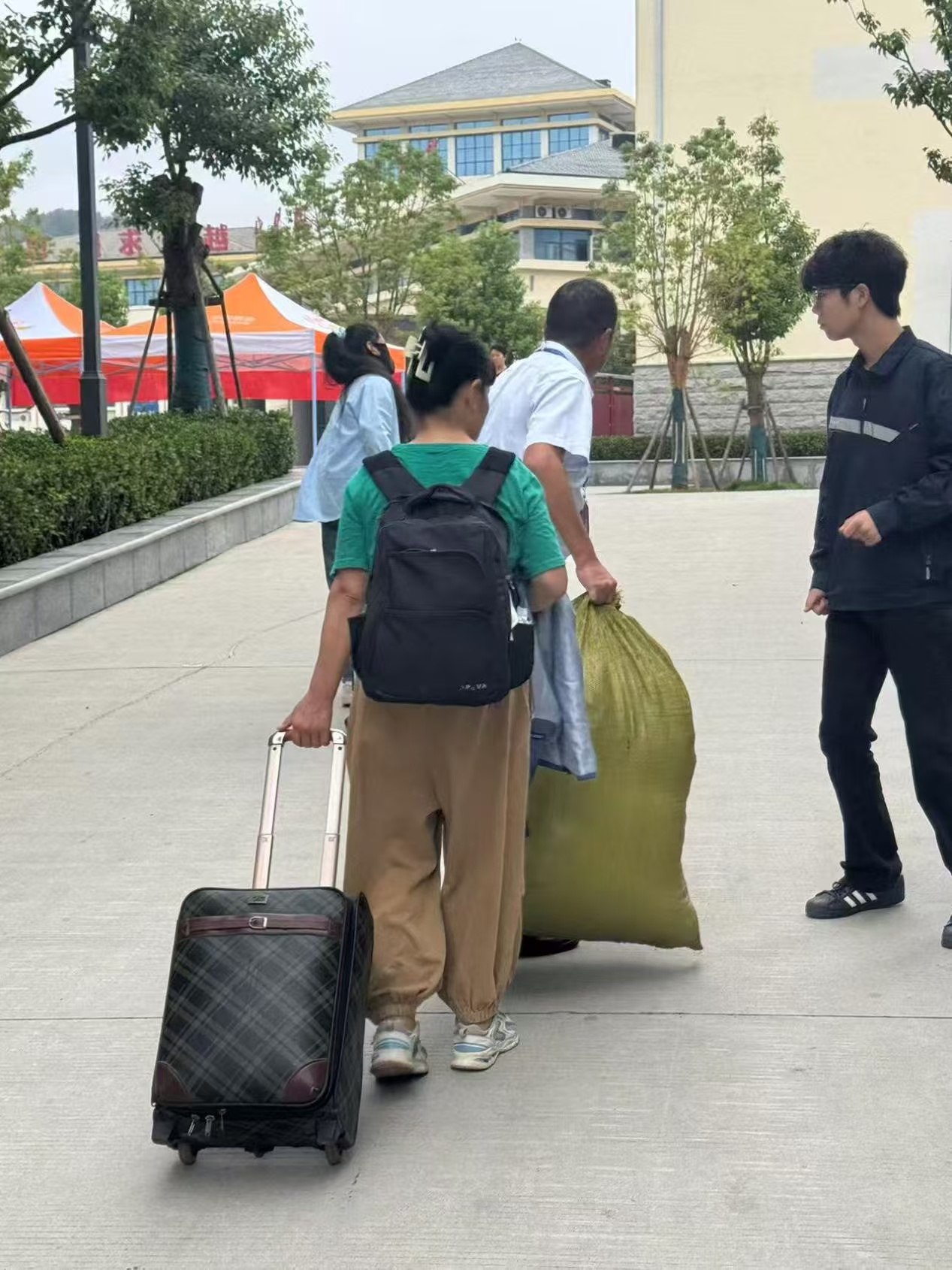 微信图片_20250909135724_23_3.jpg