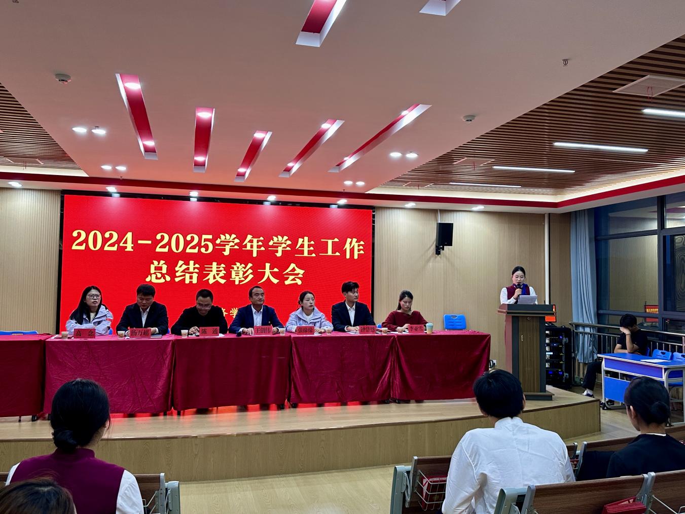 图片10.jpg