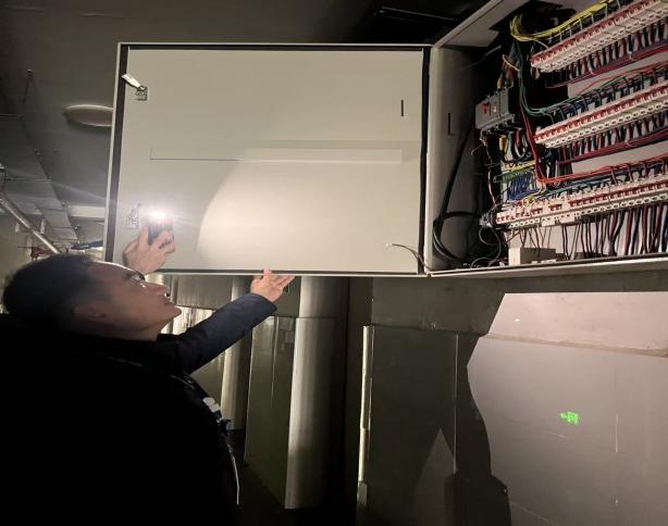 图片12.jpg 图片12.jpg